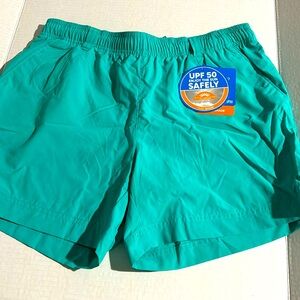 Pull on light wait fast drying sun protectant fishing and water shorts